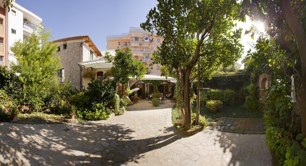 Relais Angiolina Pensión