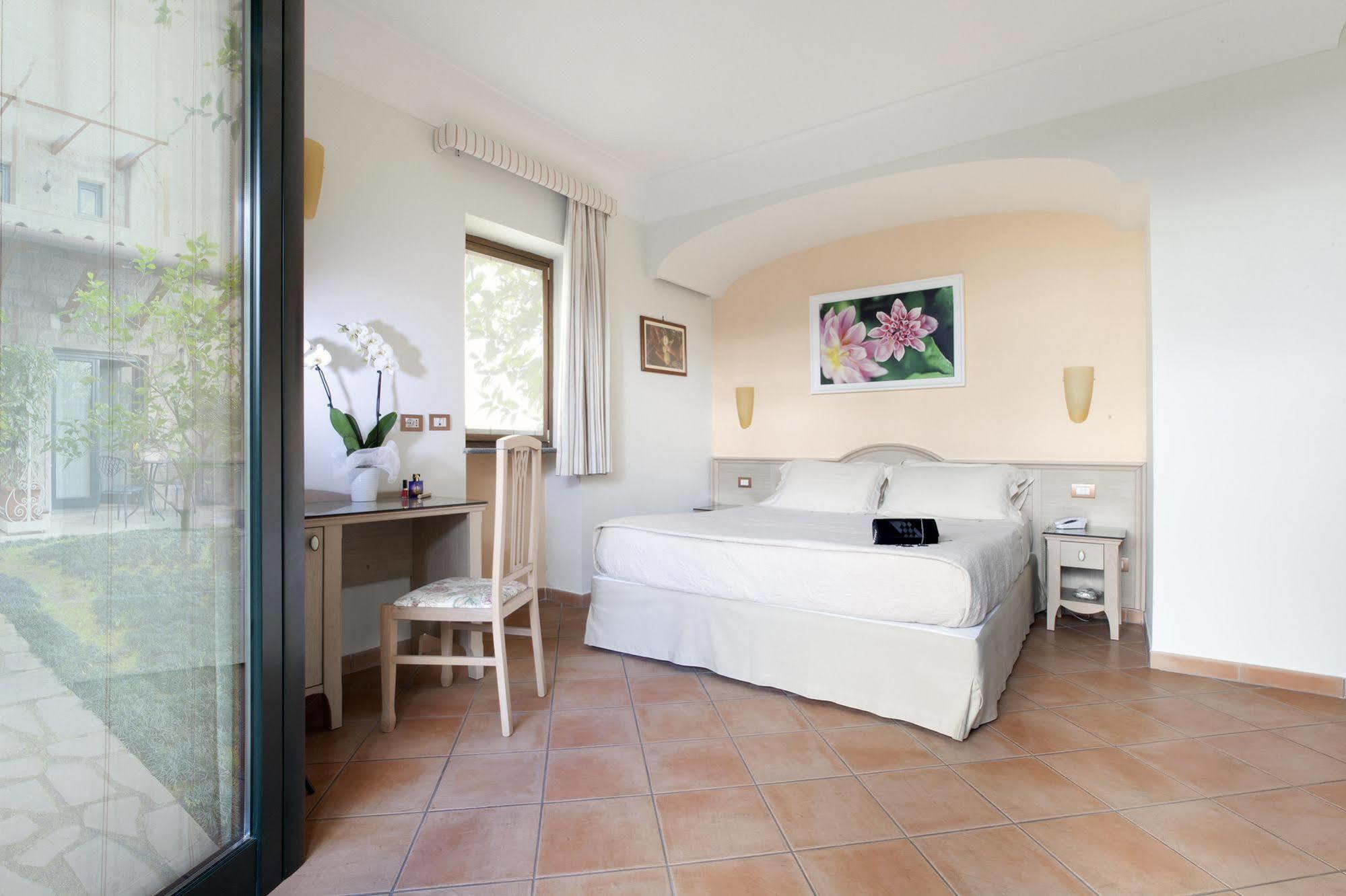 Relais Angiolina Pensión